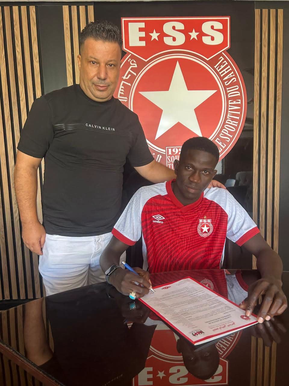 Ousmane Diakhaté rejoint ETOILE SPORTIVE (SAHEL) !